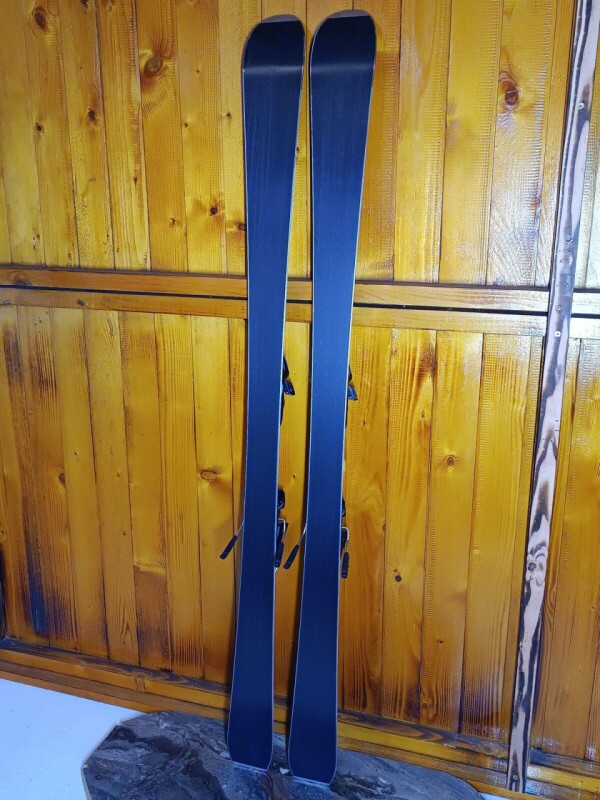 LYŽE HEAD SHAPE SX BLACK EDITION 156CM